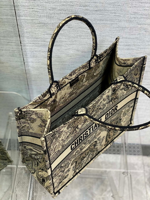 Dior Handbags AAA(Women)-252