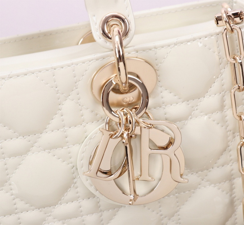Dior Handbags AAA(Women)-258