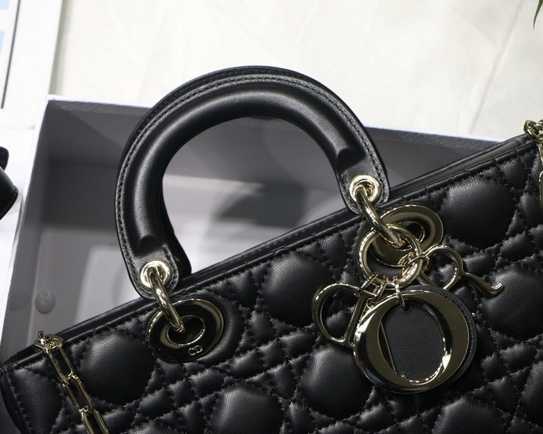 Dior Handbags AAA(Women)-259