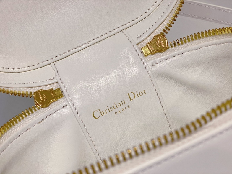 Dior Handbags AAA(Women)-260