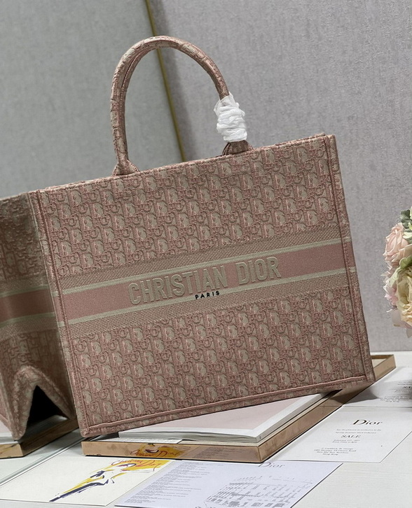 Dior Handbags AAA(Women)-264