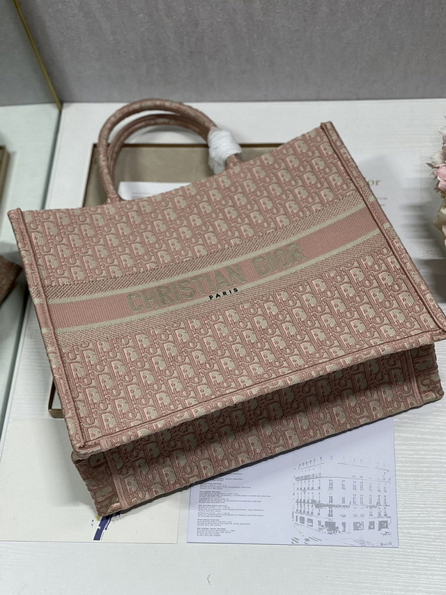 Dior Handbags AAA(Women)-264