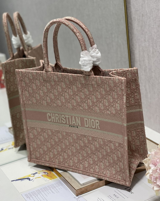 Dior Handbags AAA(Women)-264