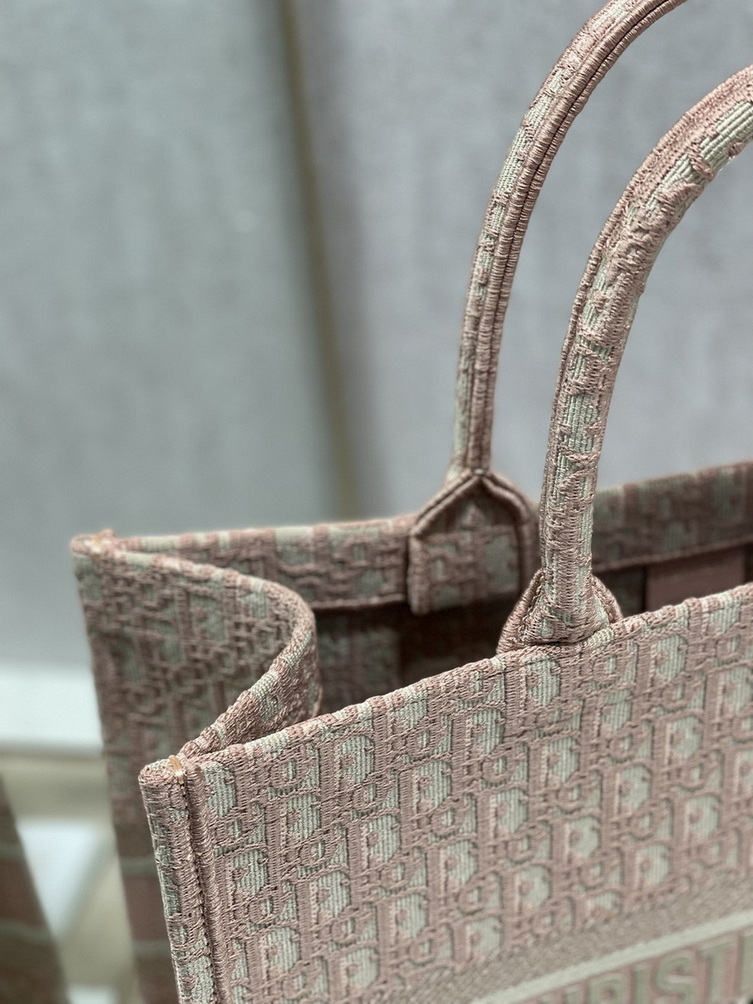 Dior Handbags AAA(Women)-264
