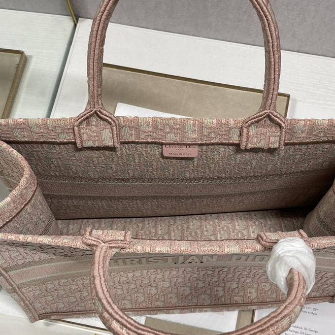 Dior Handbags AAA(Women)-264