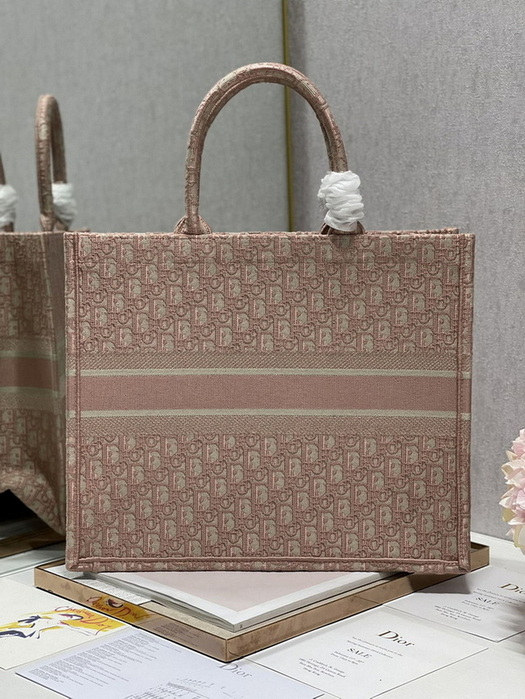 Dior Handbags AAA(Women)-264