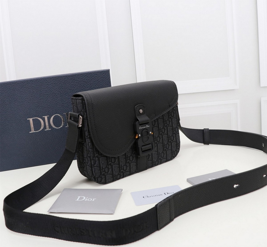Dior Handbags AAA(Women)-269