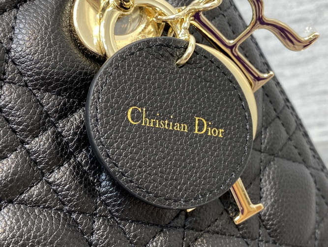 Dior Handbags AAA(Women)-272