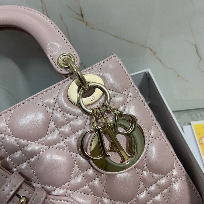 Dior Handbags AAA(Women)-138
