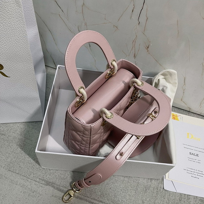 Dior Handbags AAA(Women)-138