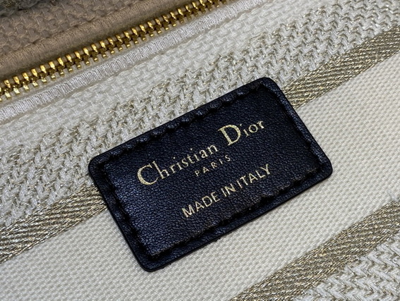 Dior Handbags AAA(Women)-273
