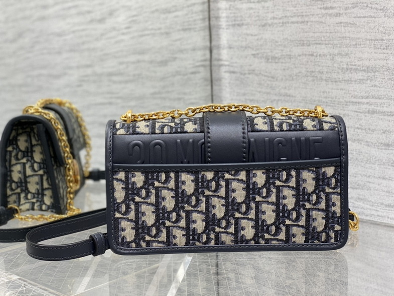 Dior Handbags AAA(Women)-274