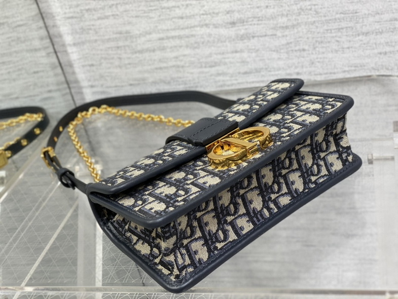 Dior Handbags AAA(Women)-274