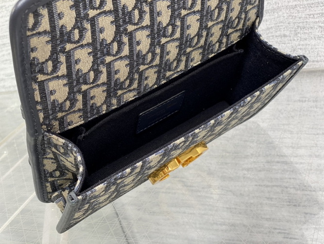 Dior Handbags AAA(Women)-274