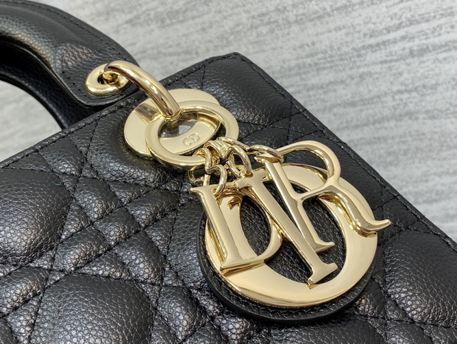 Dior Handbags AAA(Women)-275