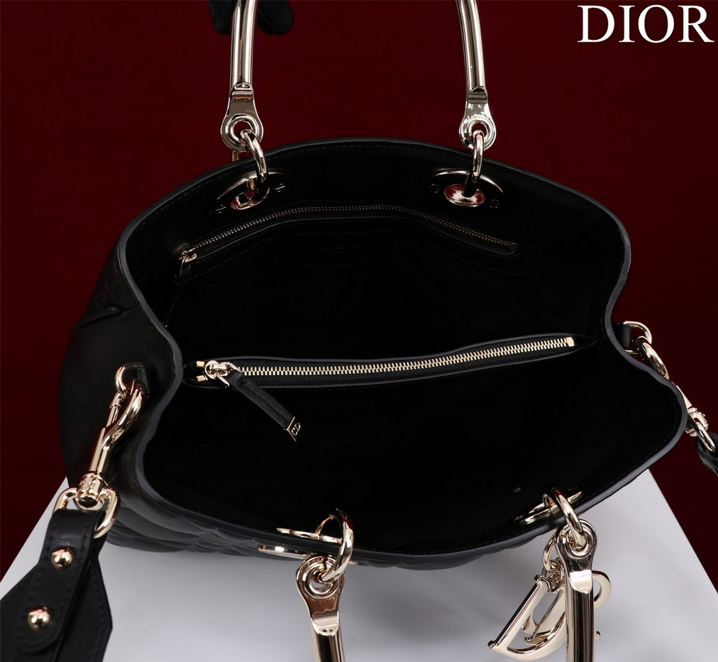 Dior Handbags AAA(Women)-277