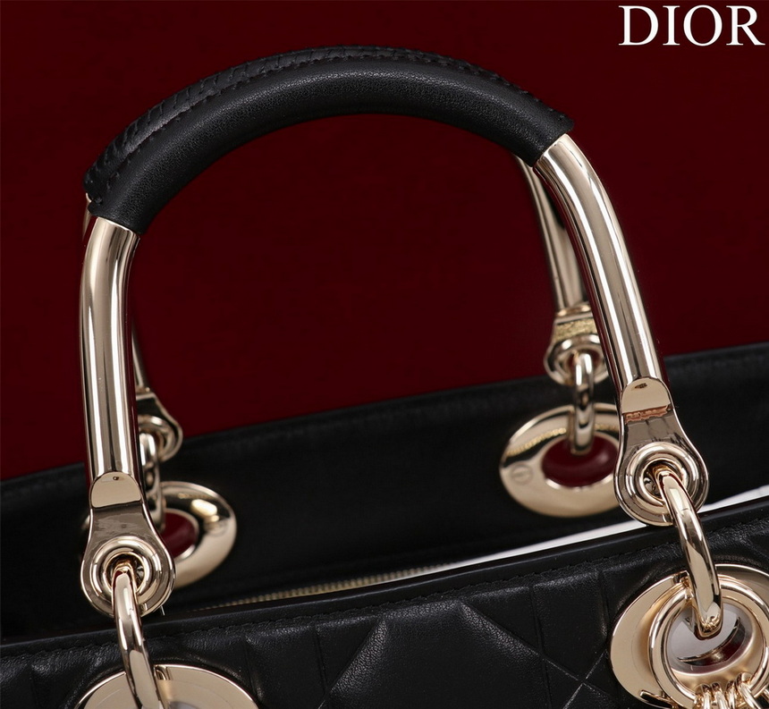 Dior Handbags AAA(Women)-277