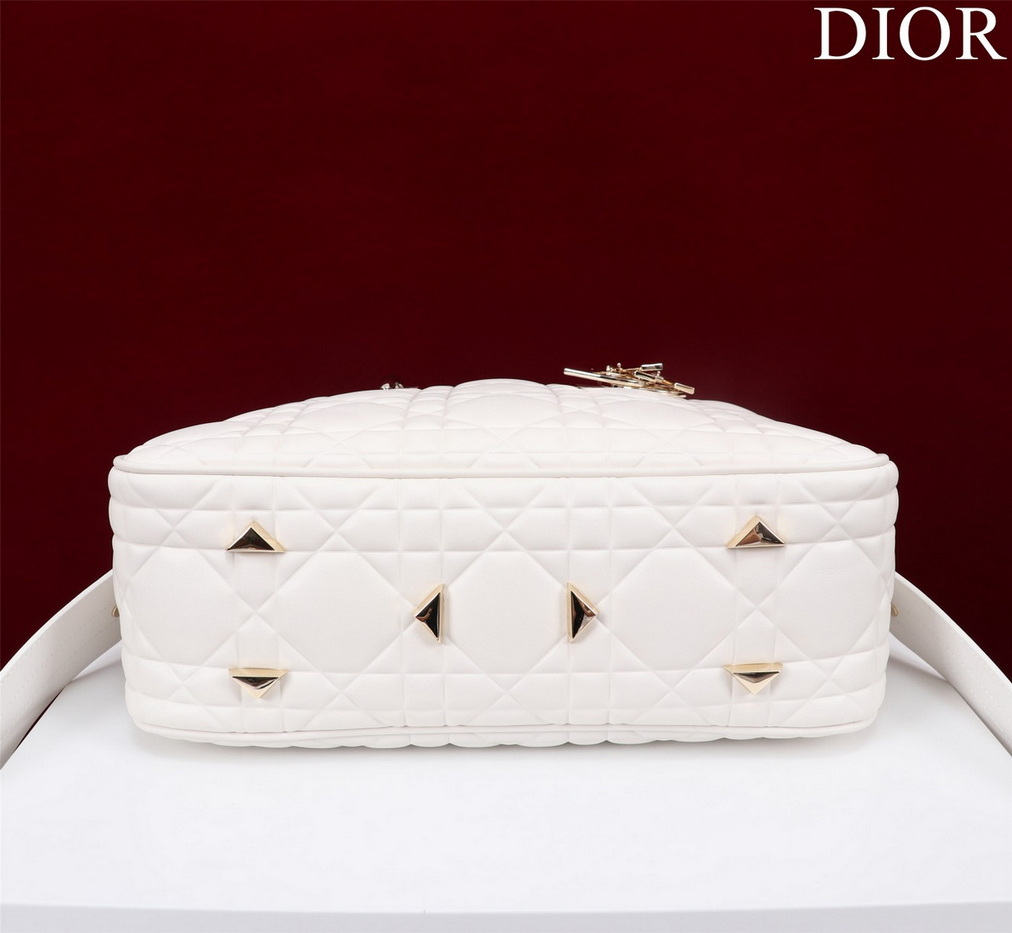 Dior Handbags AAA(Women)-279
