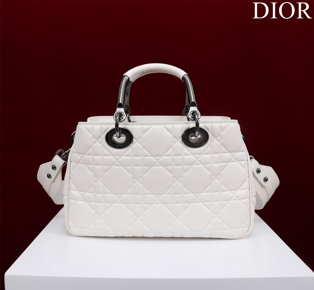 Dior Handbags AAA(Women)-280
