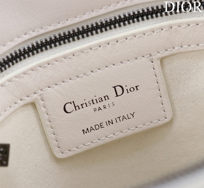 Dior Handbags AAA(Women)-280