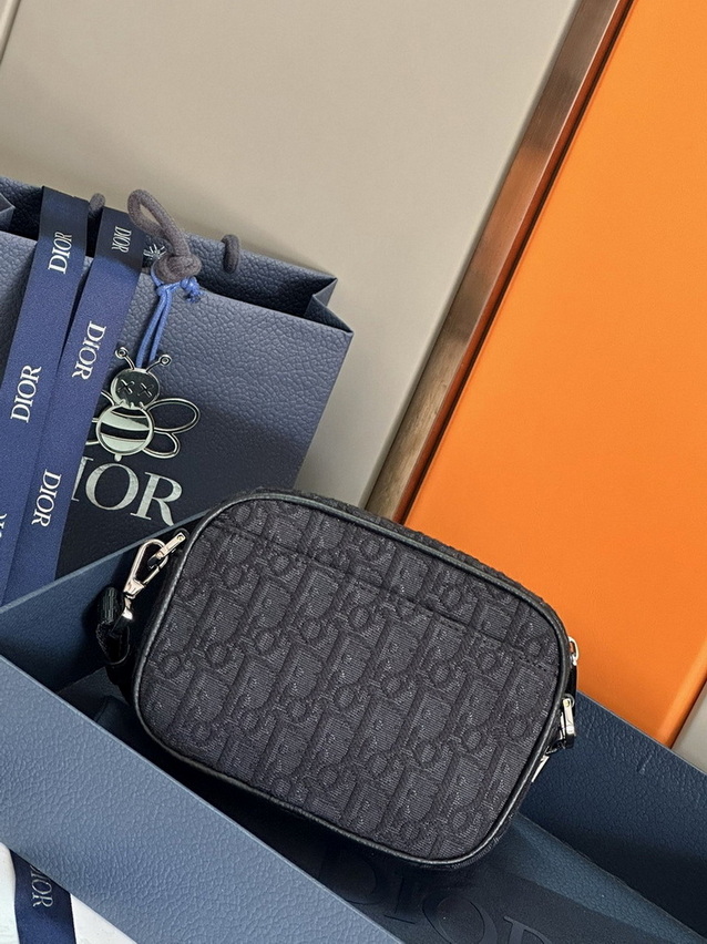 Dior Handbags AAA(Women)-281