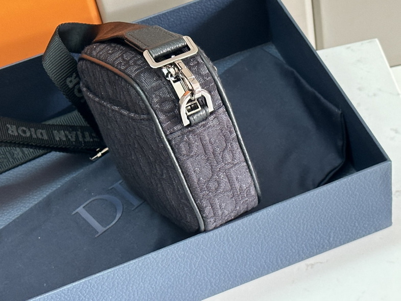 Dior Handbags AAA(Women)-281