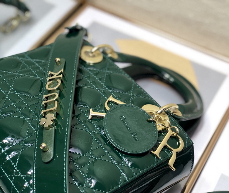 Dior Handbags AAA(Women)-284