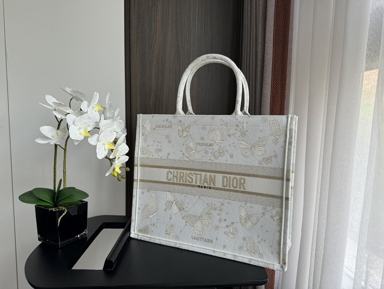 Dior Handbags AAA(Women)-286