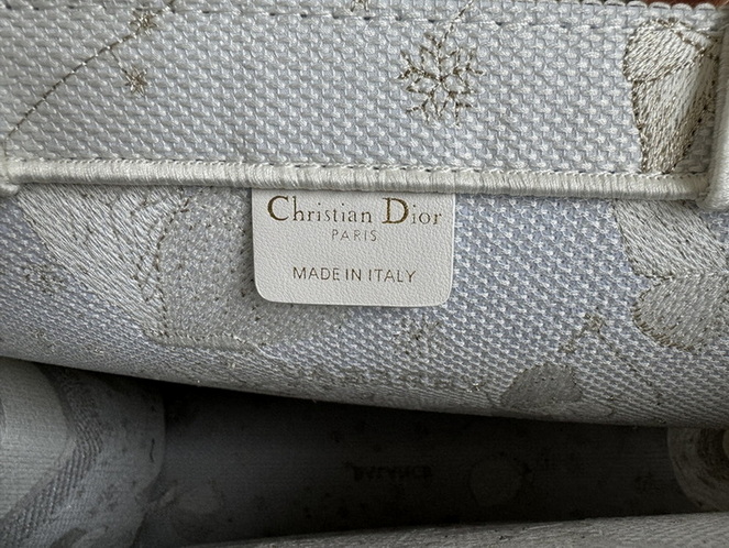 Dior Handbags AAA(Women)-286