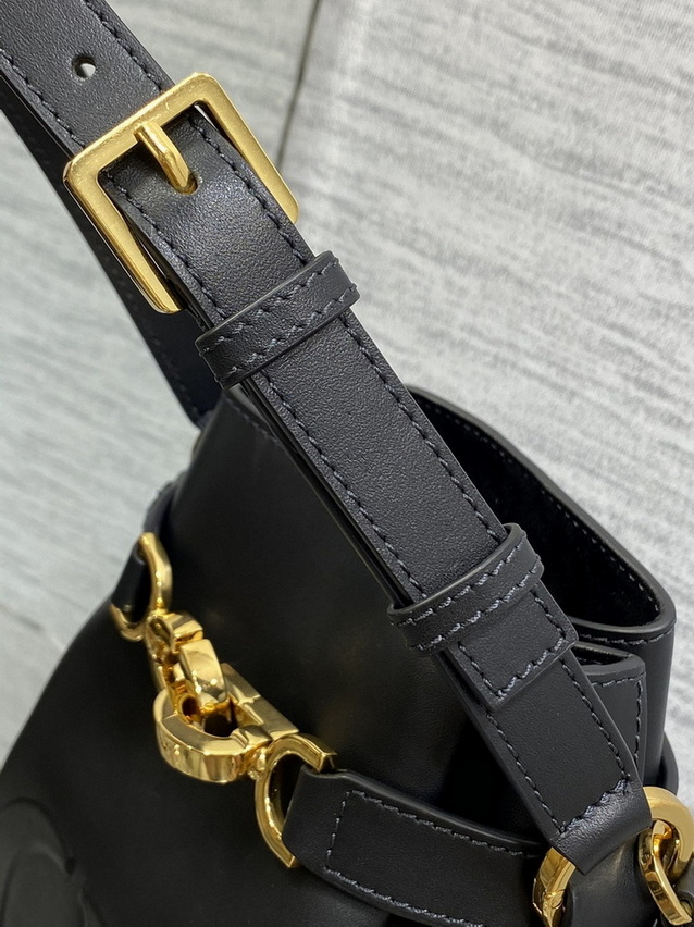 Dior Handbags AAA(Women)-287