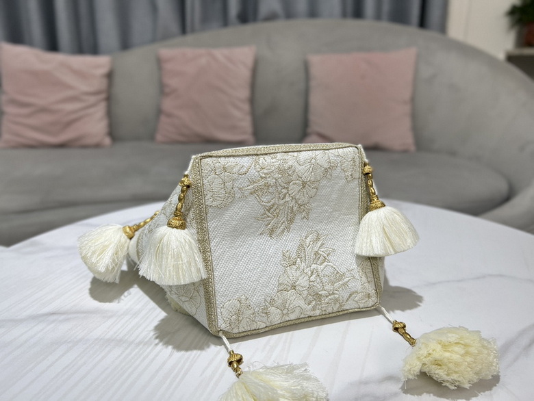 Dior Handbags AAA(Women)-291