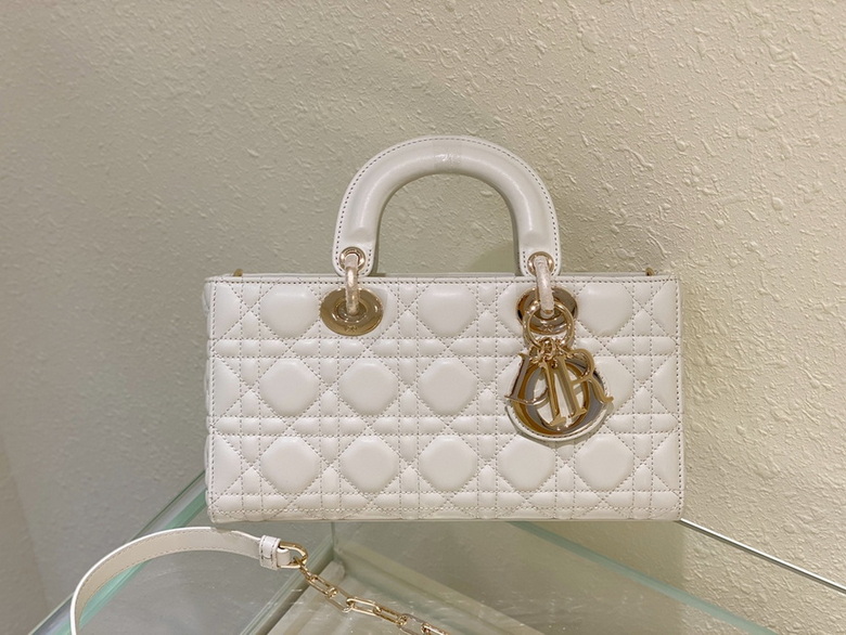 Dior Handbags AAA(Women)-300