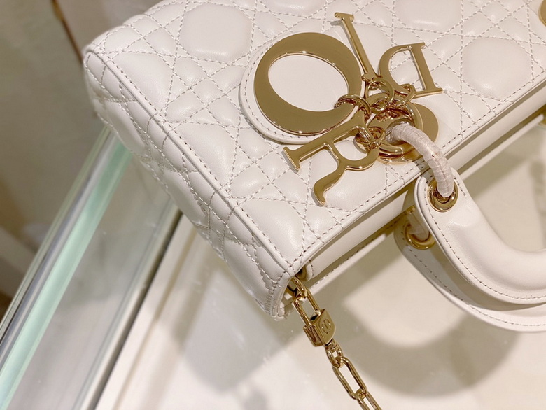 Dior Handbags AAA(Women)-300