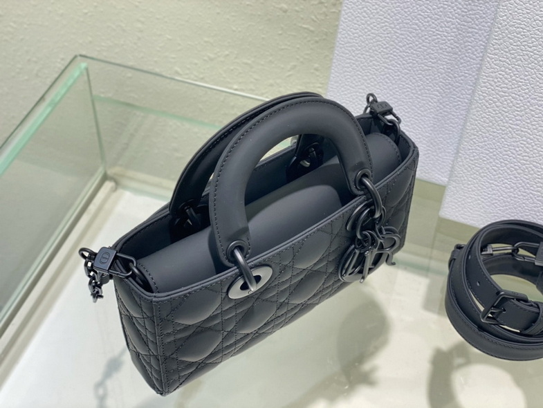 Dior Handbags AAA(Women)-306