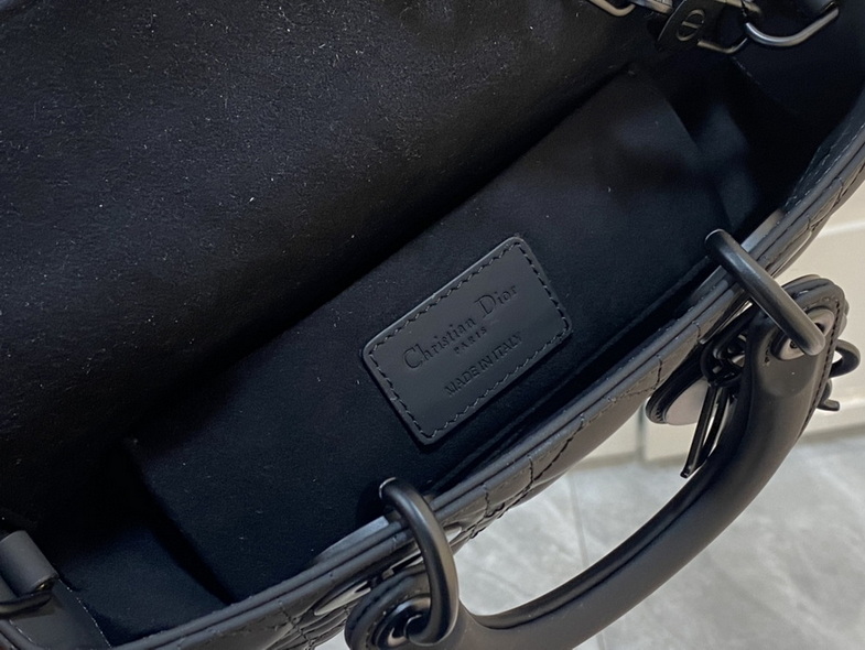 Dior Handbags AAA(Women)-306