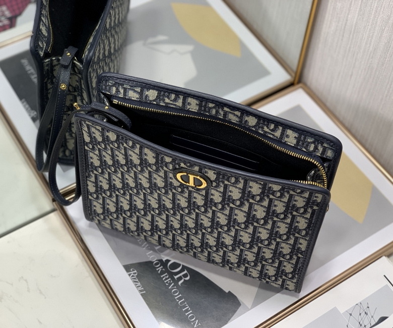 Dior Handbags AAA(Women)-318