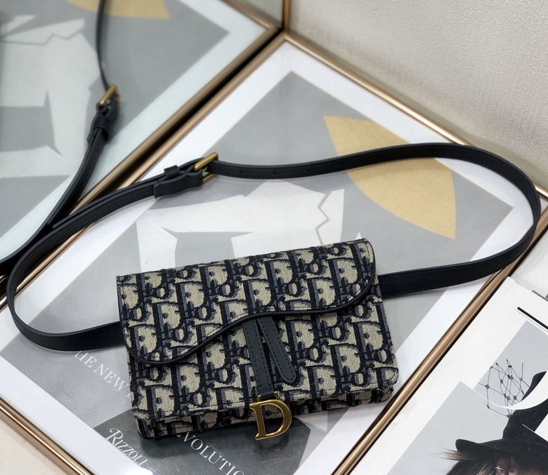 Dior Handbags AAA(Women)-322
