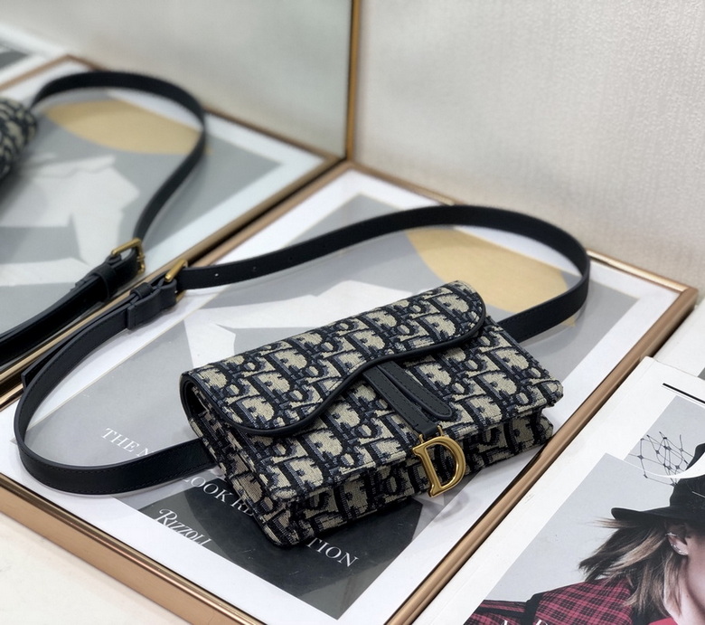 Dior Handbags AAA(Women)-322