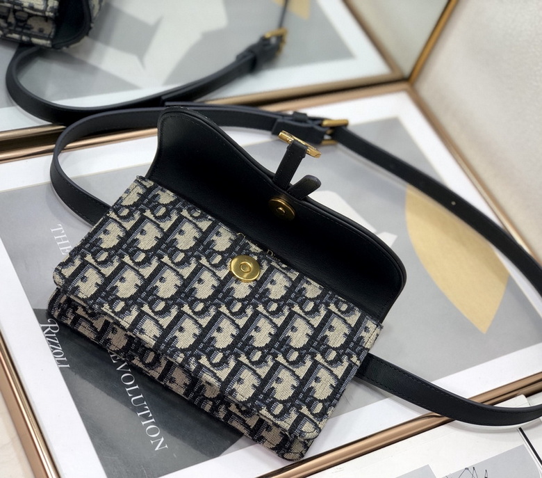 Dior Handbags AAA(Women)-322