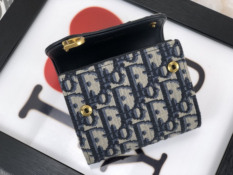 Dior Handbags AAA(Women)-323