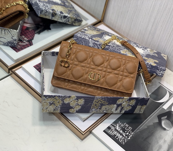 Dior Handbags AAA(Women)-331