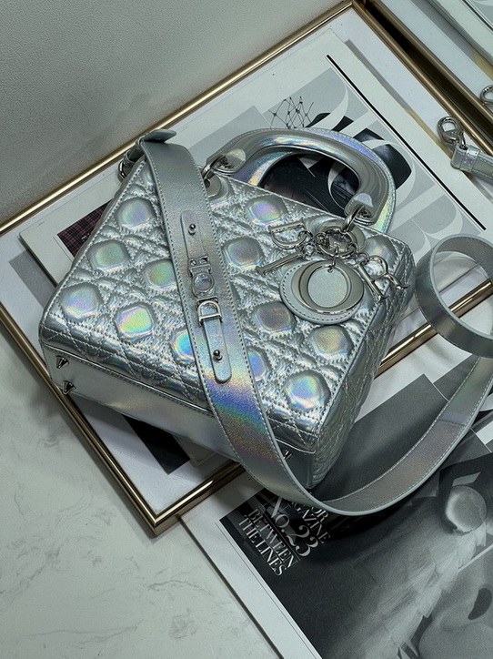 Dior Handbags AAA(Women)-334