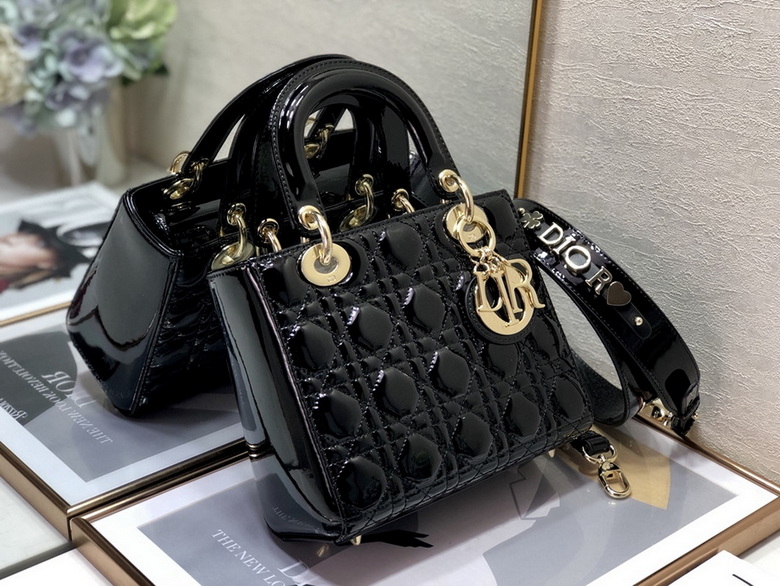 Dior Handbags AAA(Women)-336