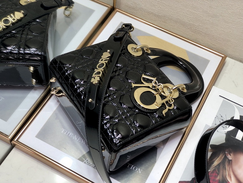 Dior Handbags AAA(Women)-336