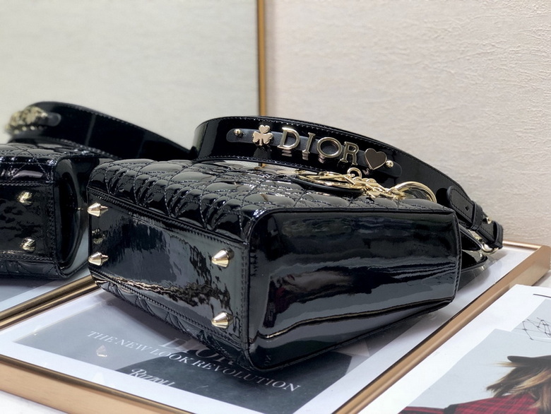 Dior Handbags AAA(Women)-336