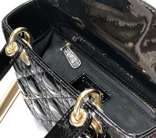 Dior Handbags AAA(Women)-336