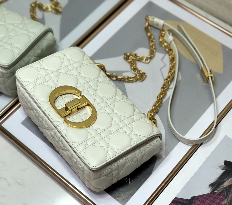 Dior Handbags AAA(Women)-340