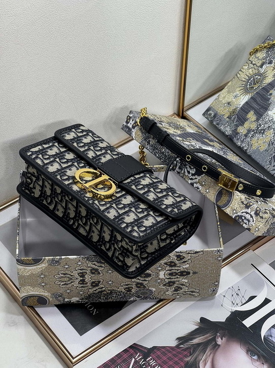 Dior Handbags AAA(Women)-345