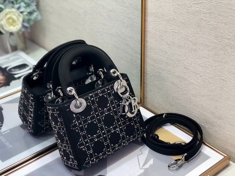 Dior Handbags AAA(Women)-347