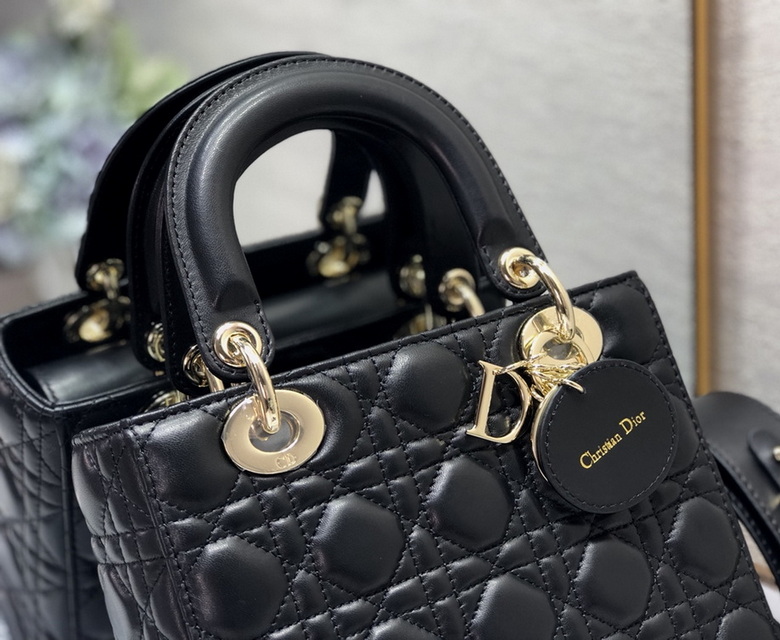 Dior Handbags AAA(Women)-353